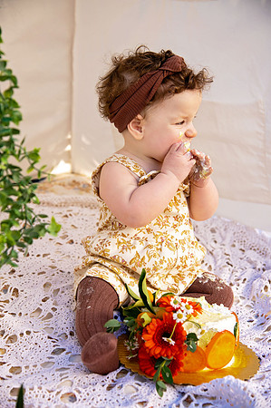 Verity'sOneYearsOldEDITEDWEB5